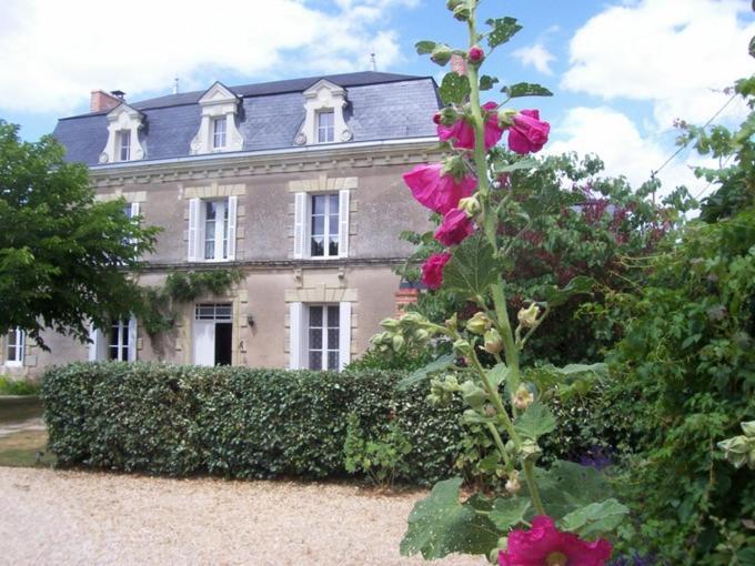La Jariette Bed & Breakfast Airvault Luaran gambar