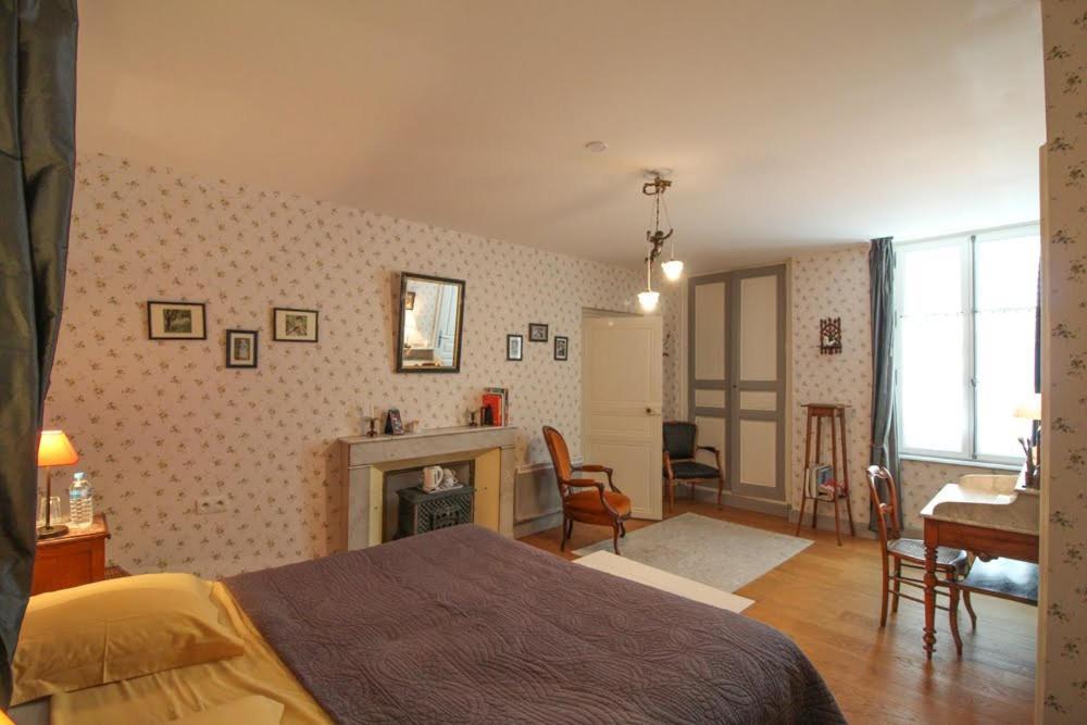 La Jariette Bed & Breakfast Airvault Luaran gambar